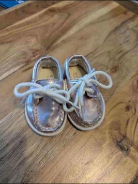 Sperry Metallic Shiny Pink Baby Boat Shoe Size 1